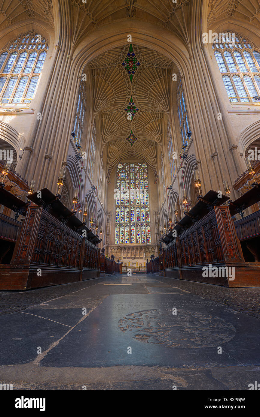 Bath Abbey interior view of the nave with its fan vaulting and heraldic ...