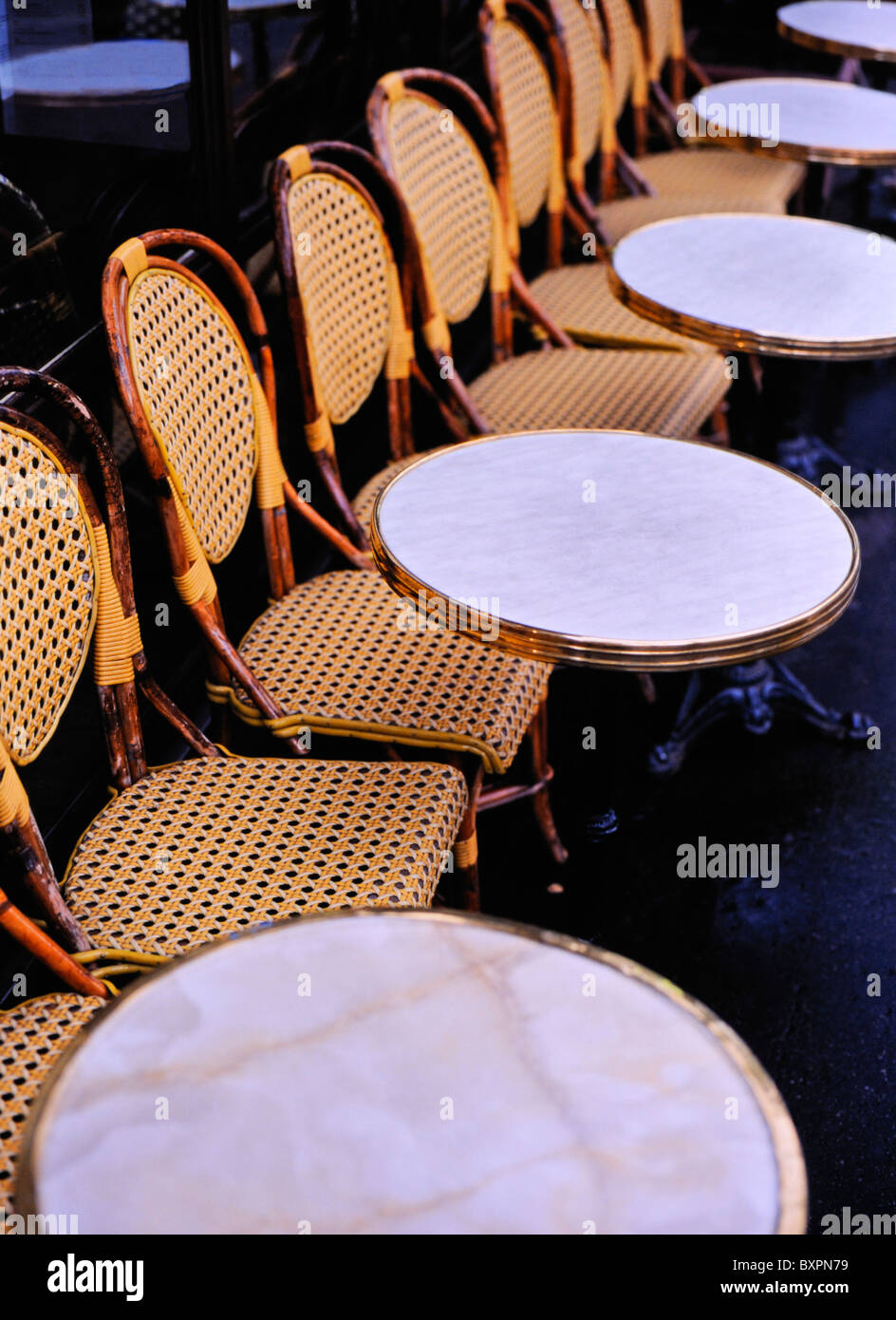 Paris, France. Typical cafe tables and wicker chairs Stock Photo Alamy