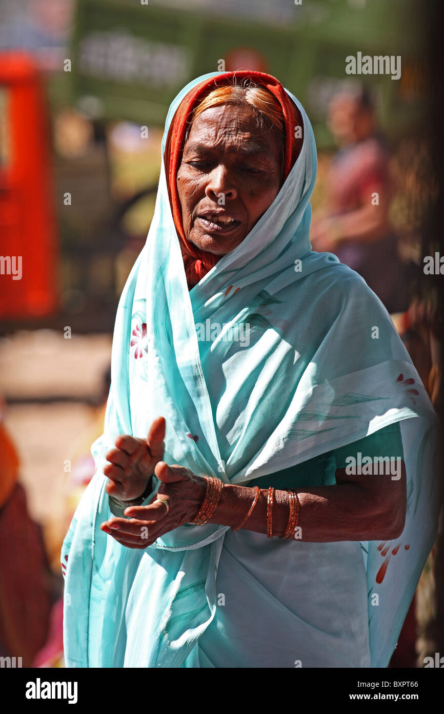 Lady in sari, Mumbai, India Stock Photo