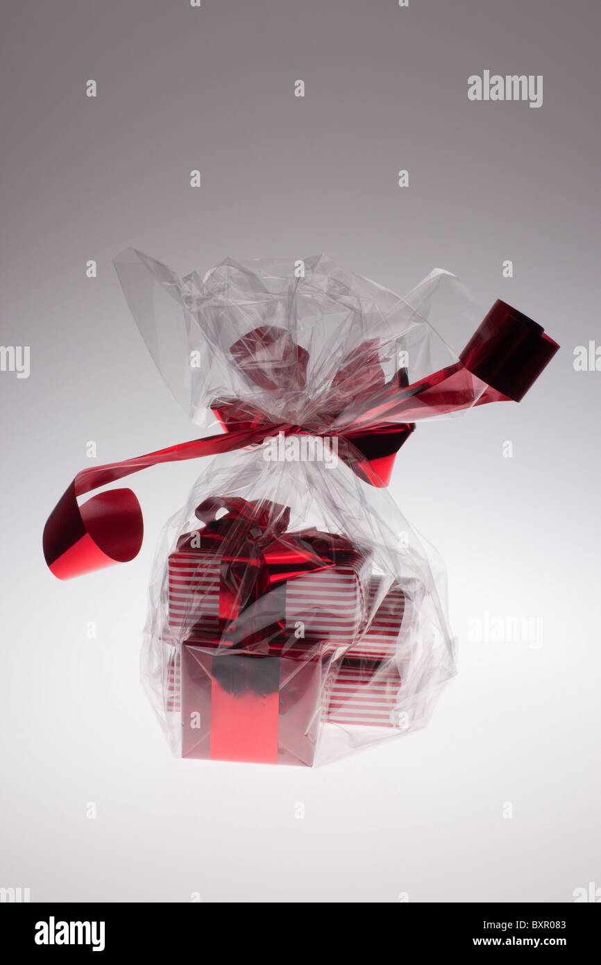 Wrapping box hires stock photography and images Alamy