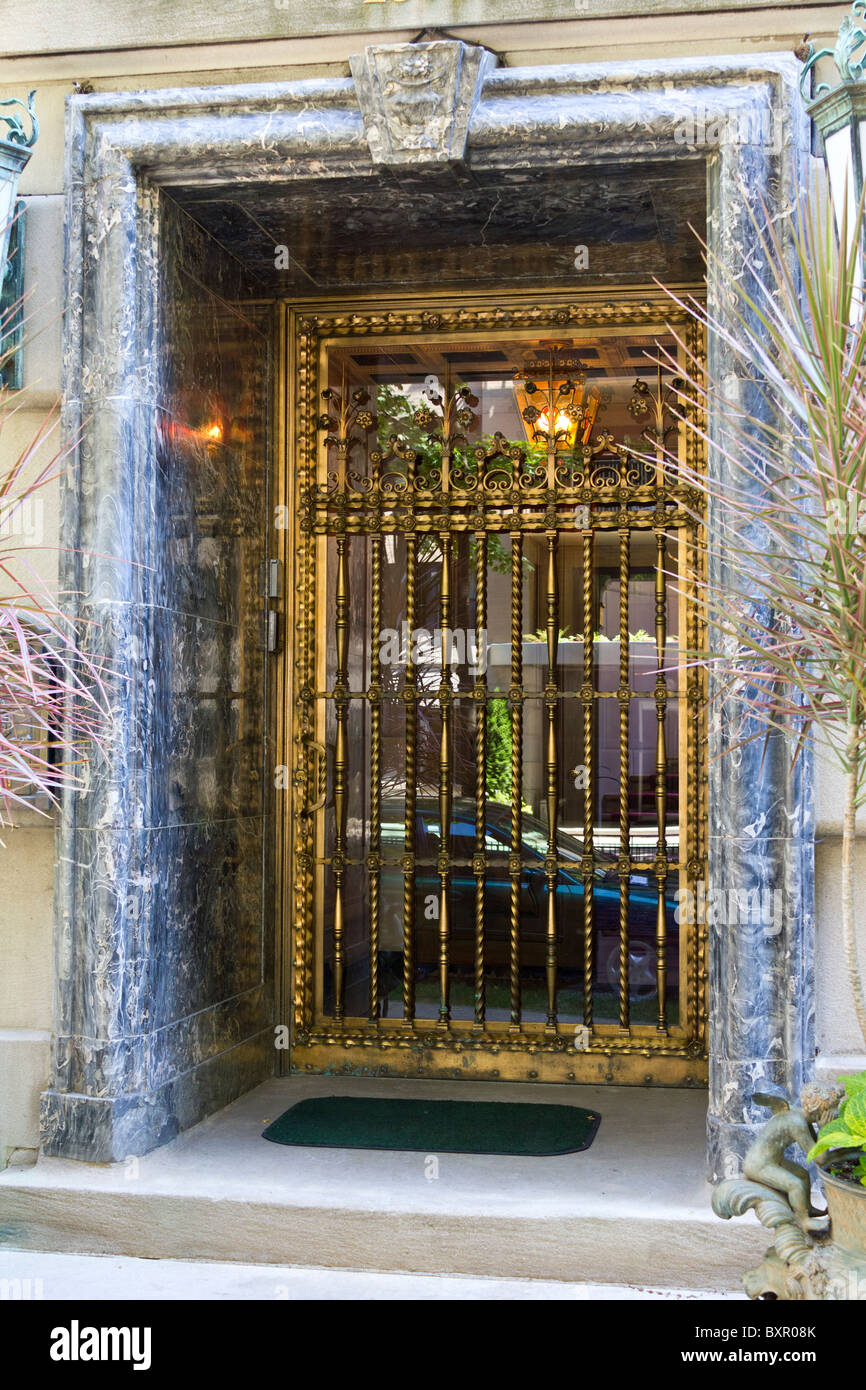 doorway of William C. Goodman mansion, Astor Street, Chicago, Illinois, USA Stock Photo