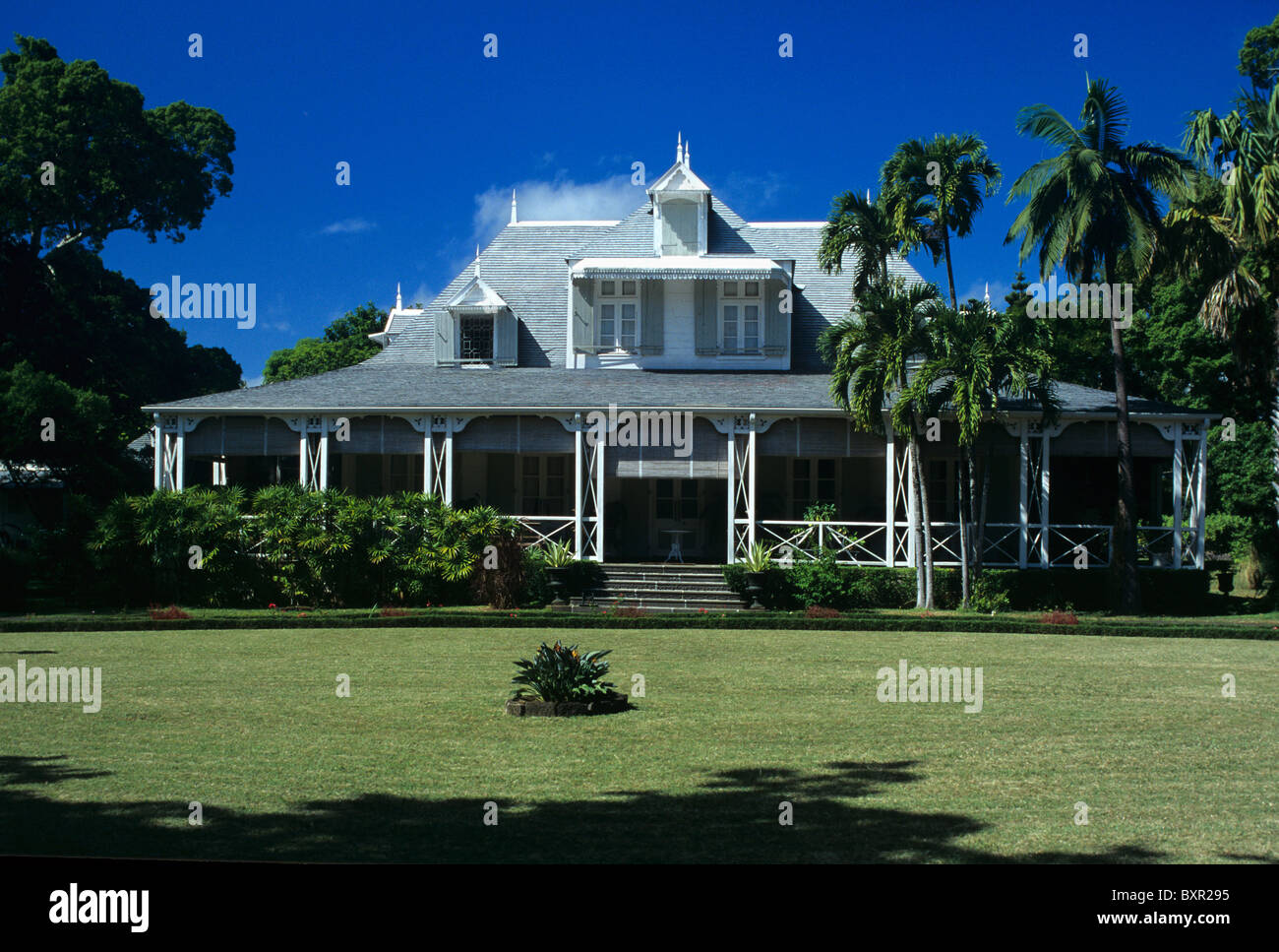 afvisning teenagere bord Champrosay (c1850), Colonial House and Garden, Beau Bassin, Mauritius Stock  Photo - Alamy