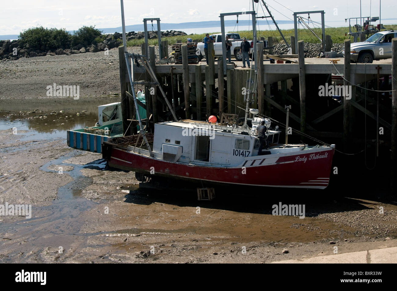 File:Fundy High & Low tide.jpg - Wikimedia Commons