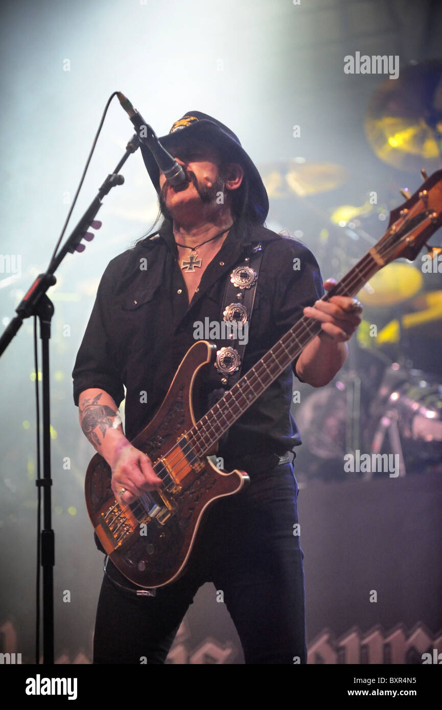 Lemmy playing bass guitar with heavy rock band Motorhead, Wolverhampton 24th November 2010 Stock Photo