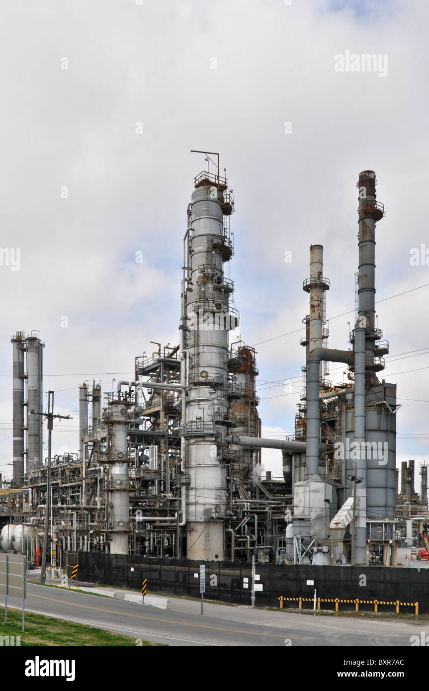 Oil refinery on Mississippi River, New Orleans, Louisiana Stock Photo
