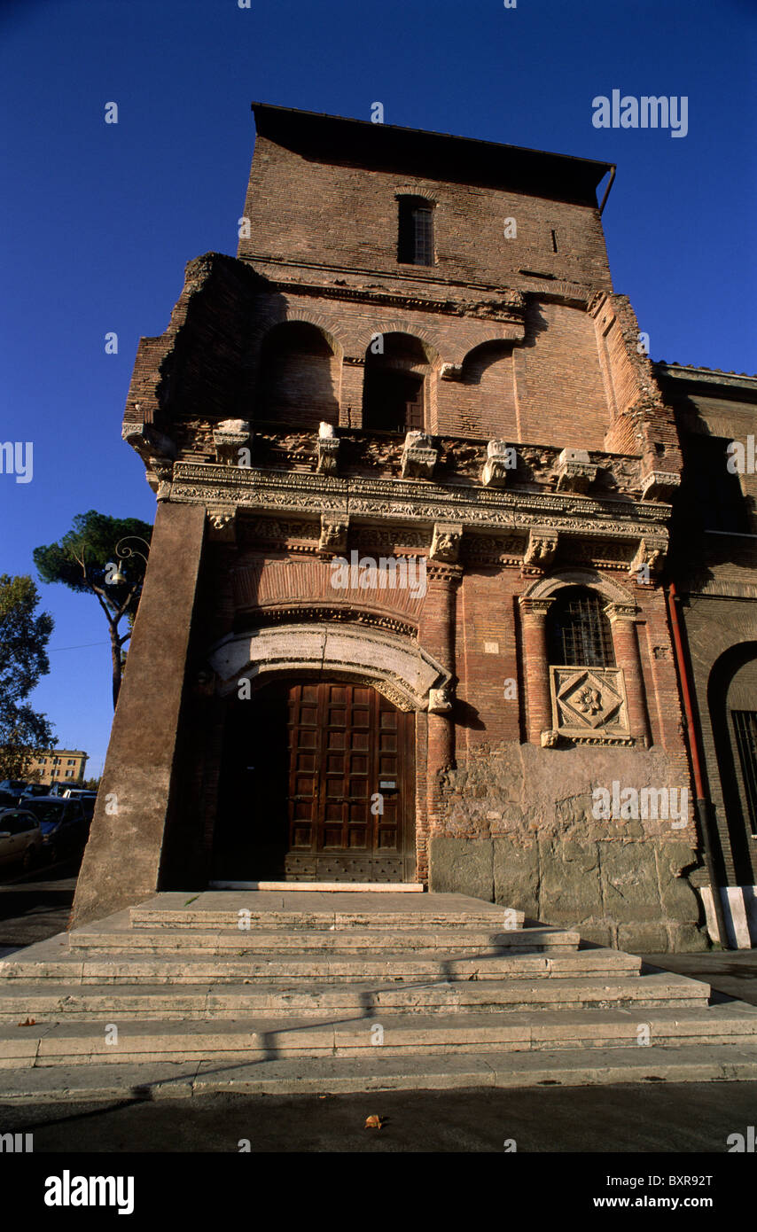 italy, rome, via petroselli, casa dei crescenzi, medieval house Stock Photo