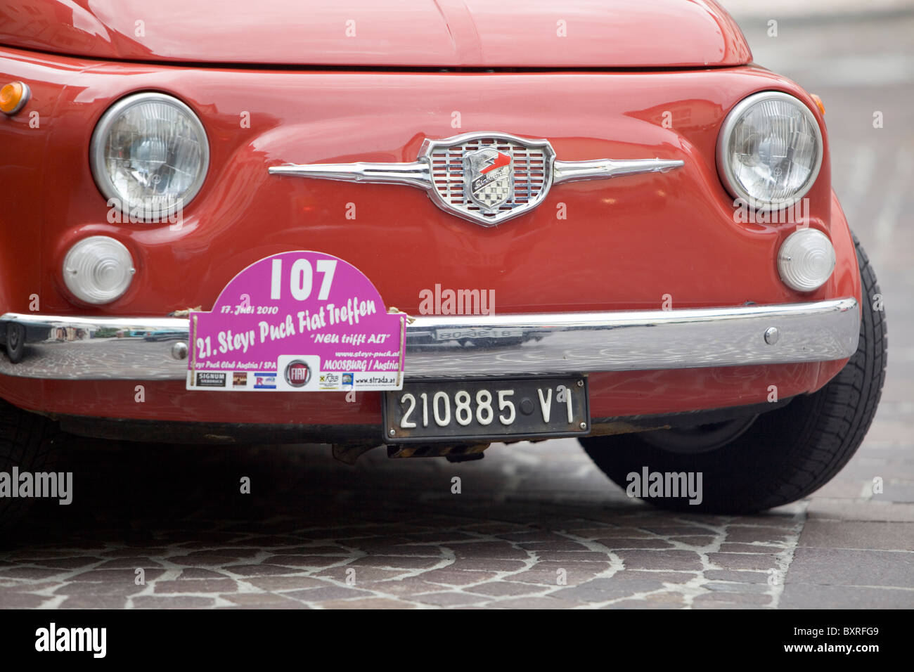 Fiat 500 cinquecento hi-res stock photography and images - Page 2 