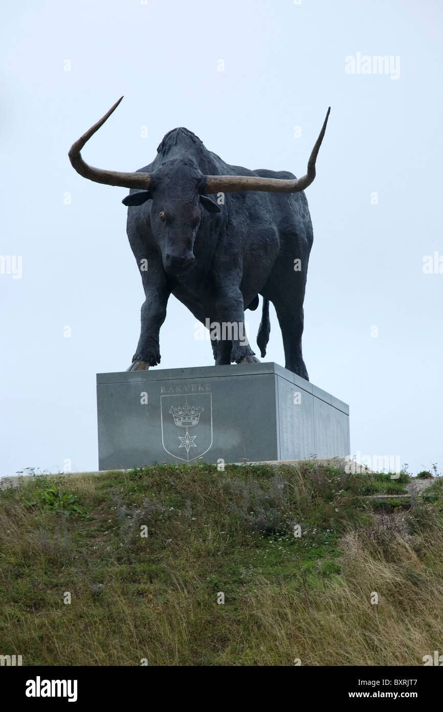 Estonia, Rakvere, aurochs statue (bull) by Tauno Kangro, symbol of the town Stock Photo