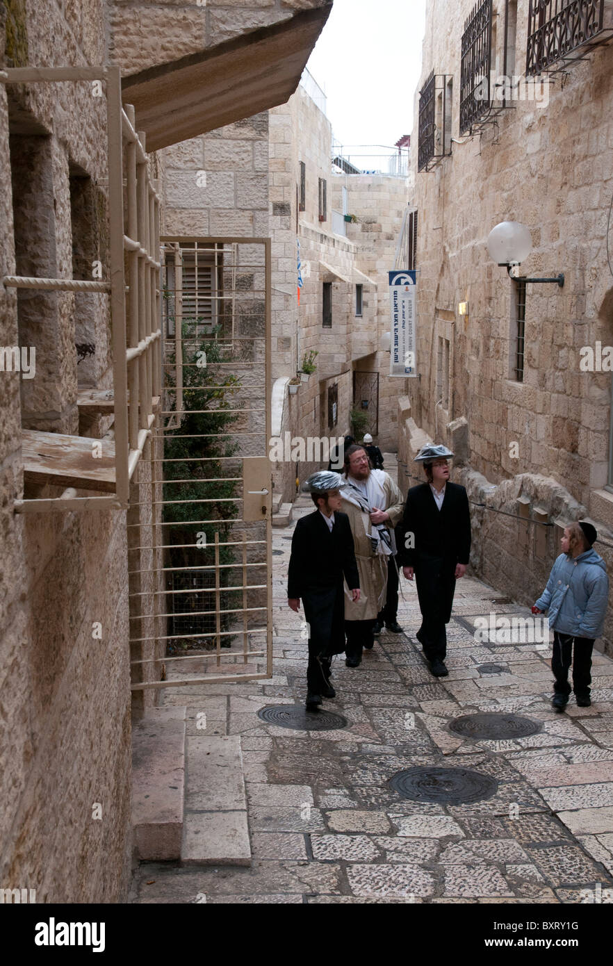 orthodox jewish family