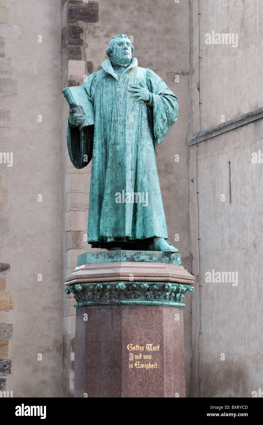 Germany, Saxony-Anhalt, Magdeburg, Johanniskirche, Statue of Martin Luther Stock Photo