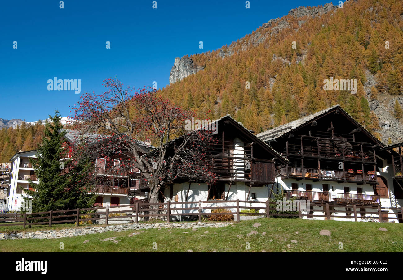 Walser houses, Gressoney-La-Trinité, Gressoney valley, Valle d'Aosta, Italy, Europe Stock Photo