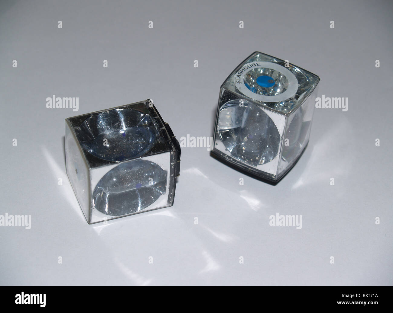 Flash Cube High Resolution Stock Photography and Images Alamy