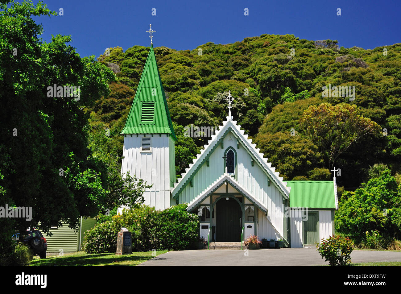 Akaroa catholic church hi-res stock photography and images - Alamy