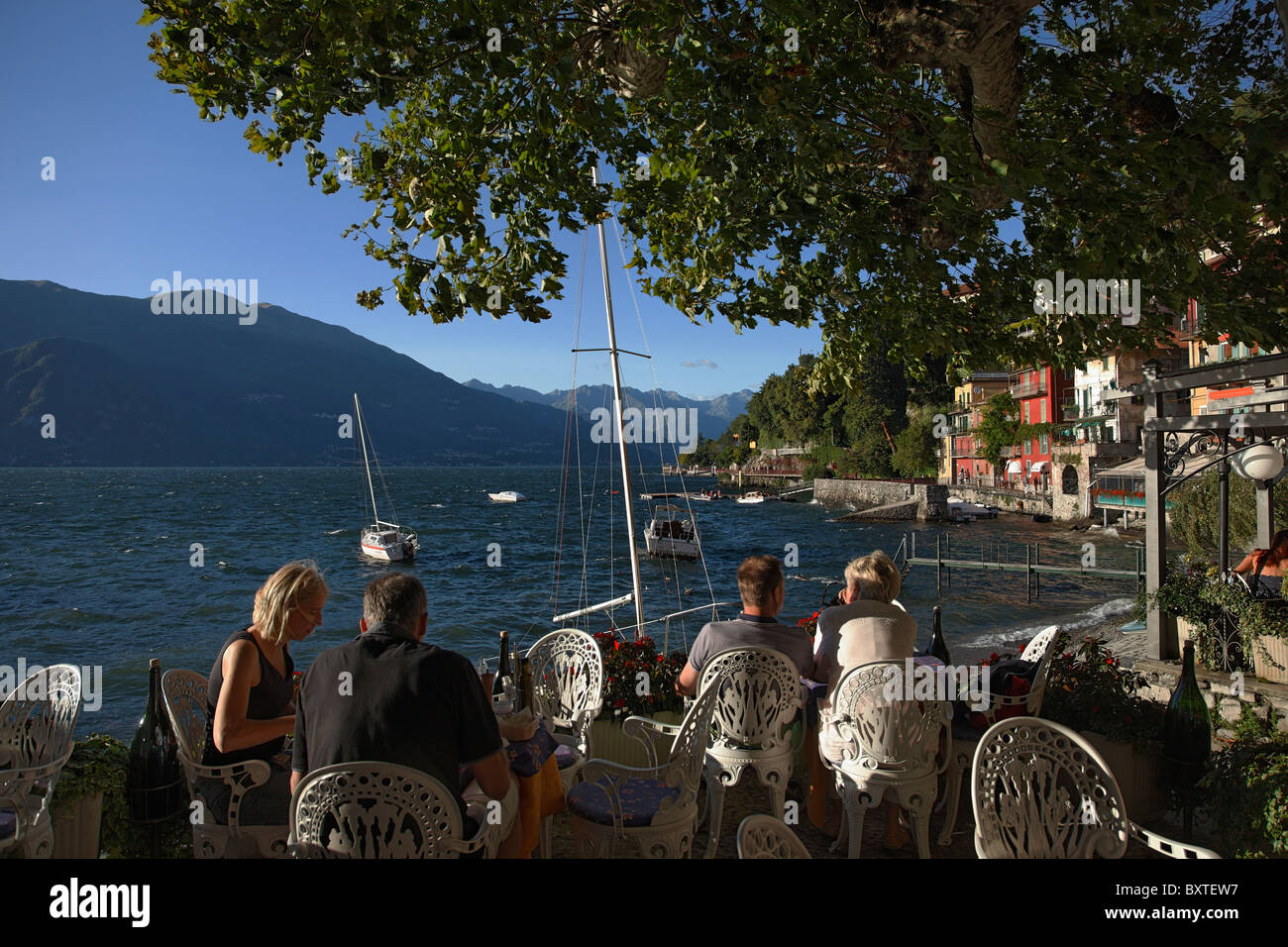 Varenna caffe hi-res stock photography and images - Alamy