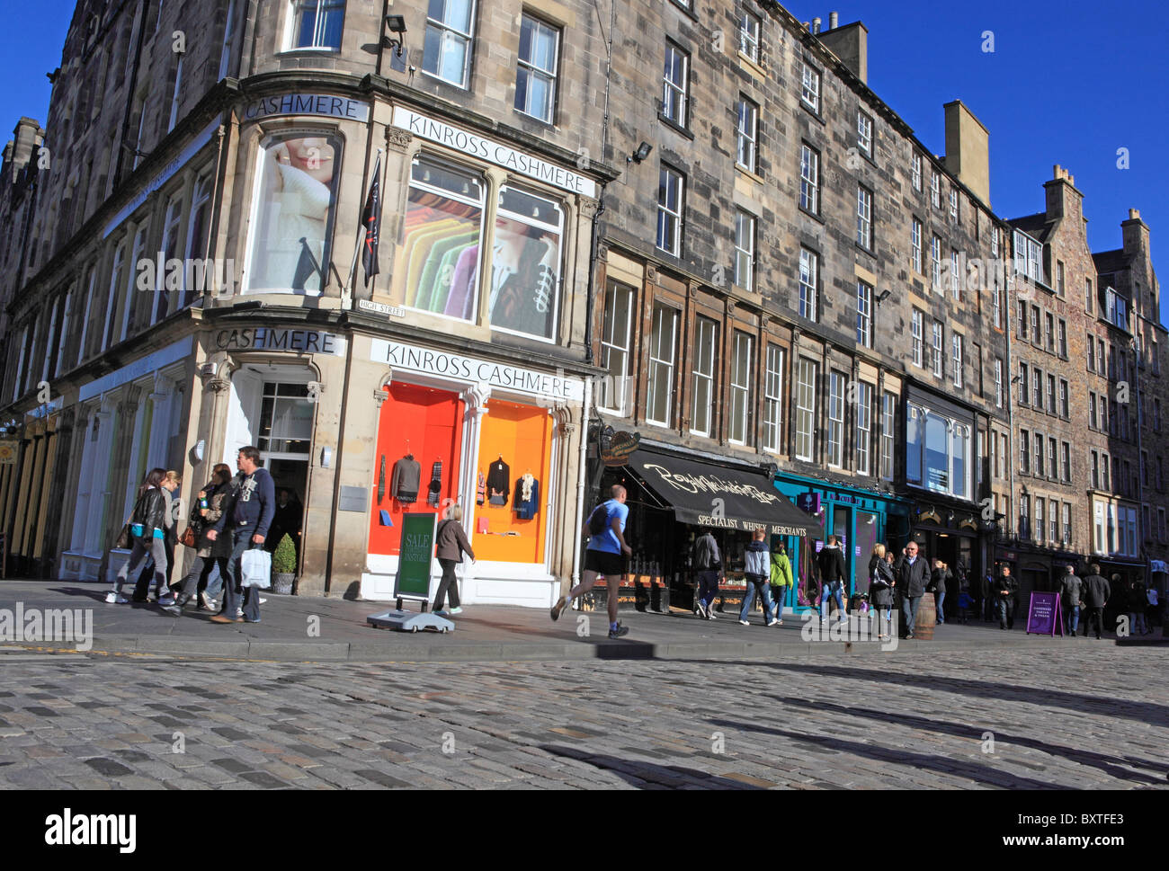 Edinburgh Autumn The Royal Mile Stock Photo Alamy edinburgh-autumn-the-royal-mile-stock-photo-alamy