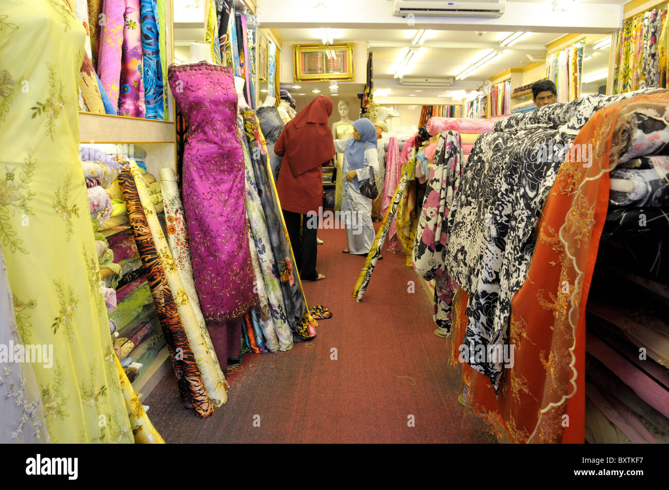 Clothing Materials Shop In The Kampong Glam Quarter In Singapore Stock