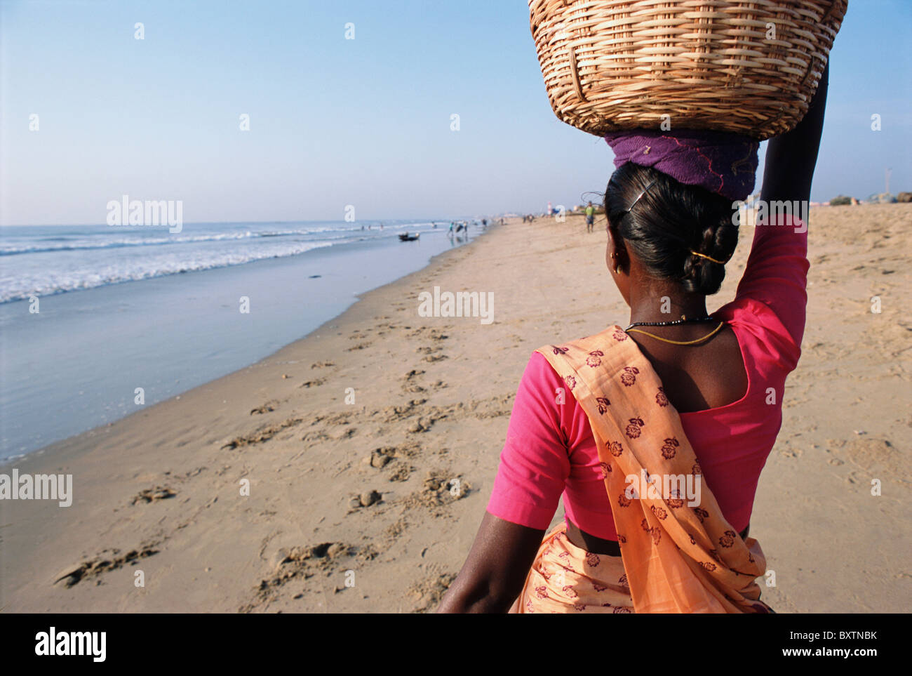 Tamil young woman hi-res stock photography and images - Alamy
