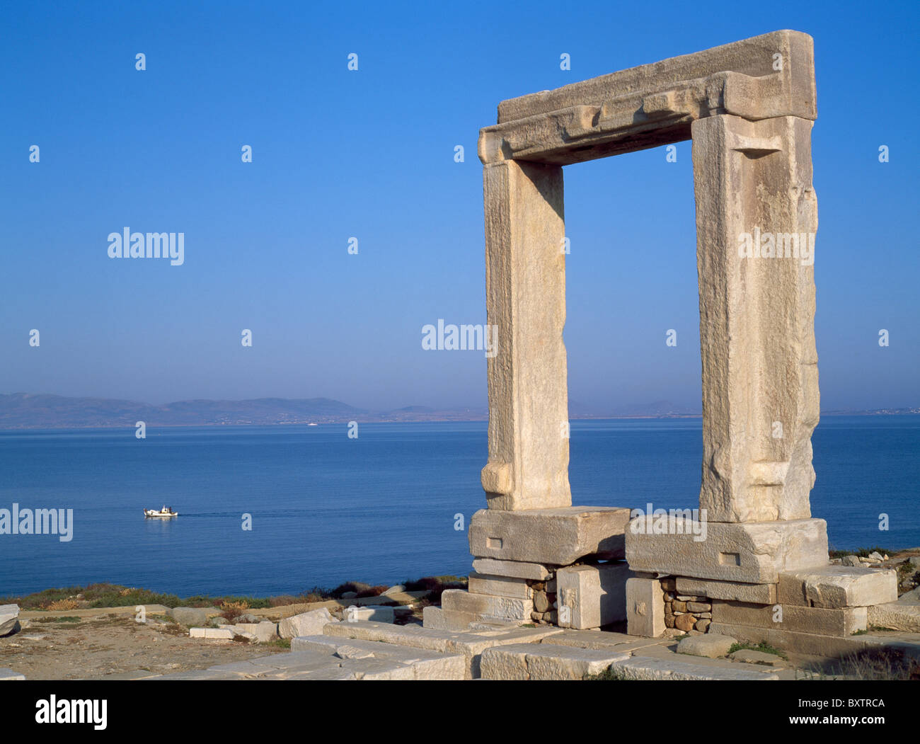 Naxos Town Temple Of Apollo Stock Photo - Alamy