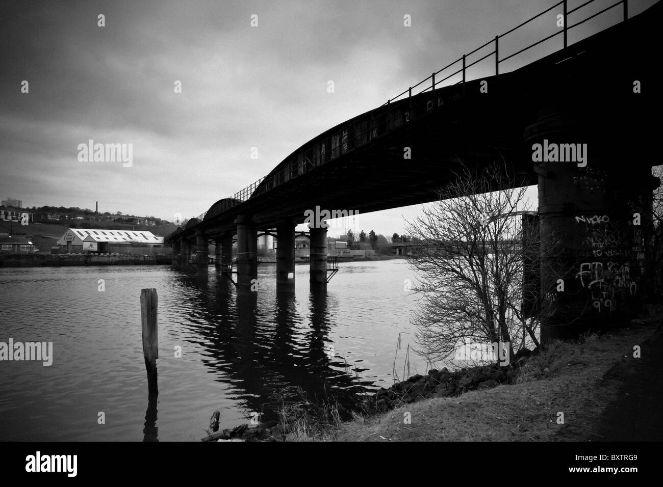 Old Railway Bridge between Blaydon and Scotswood on Tyneside Stock Photo