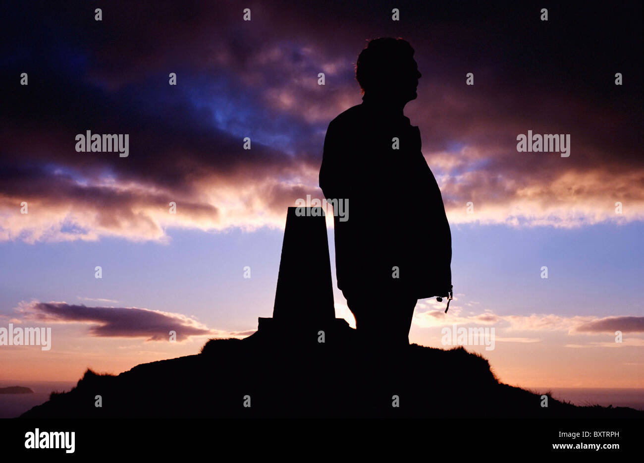 Gentleman silhouette hi-res stock photography and images - Alamy
