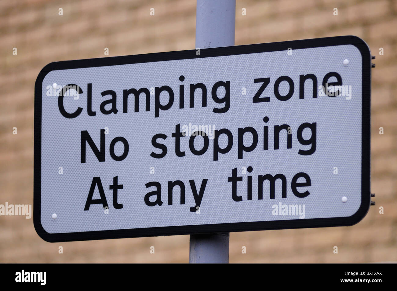Clamping Zone No Stopping at Any Time sign, Cambridge, England, UK Stock Photo