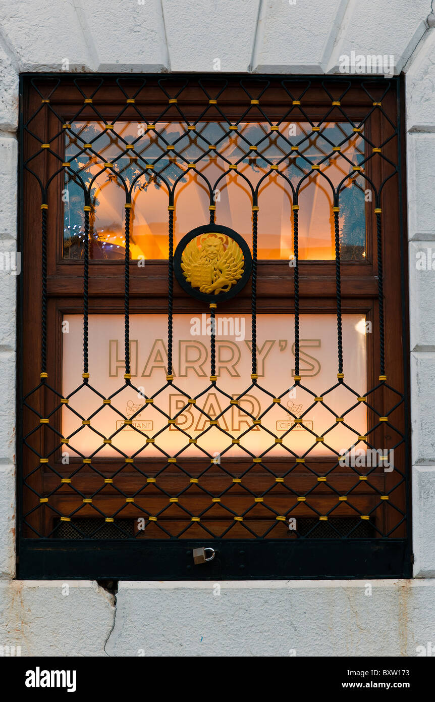 Harry's Bar, Venice, Italy Stock Photo Alamy