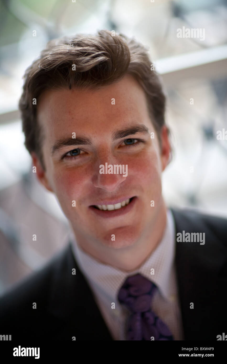 Smiling teeth sharp hi-res stock photography and images - Alamy