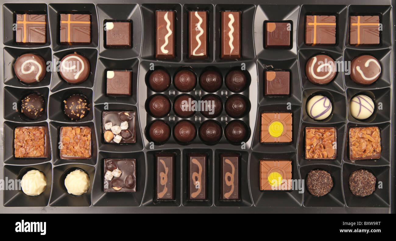 https://c8.alamy.com/comp/BXW9RT/hotrel-chocolat-luxury-handmade-chocolates-uk-the-signature-box-BXW9RT.jpg