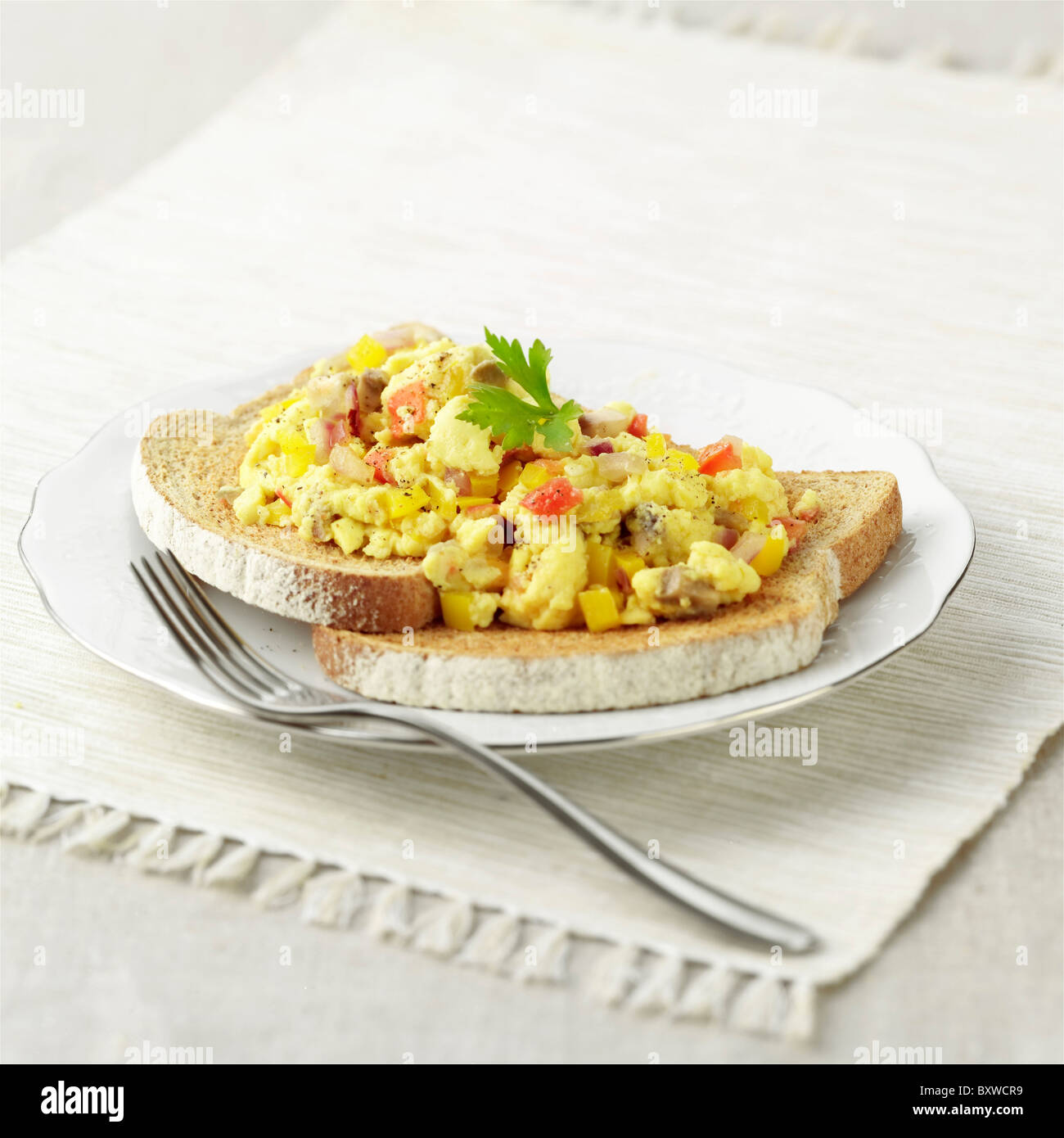 Scrambled eggs photos hi-res stock photography and images - Alamy