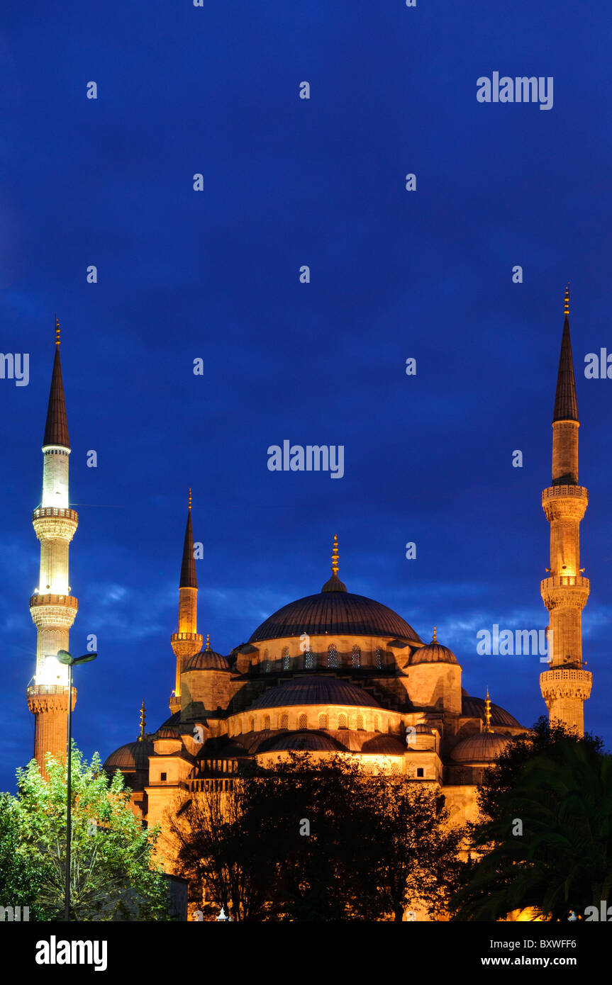 Blue Mosque Sultan Ahmed Mosque Illuminated At Night Istanbul Turkey ...