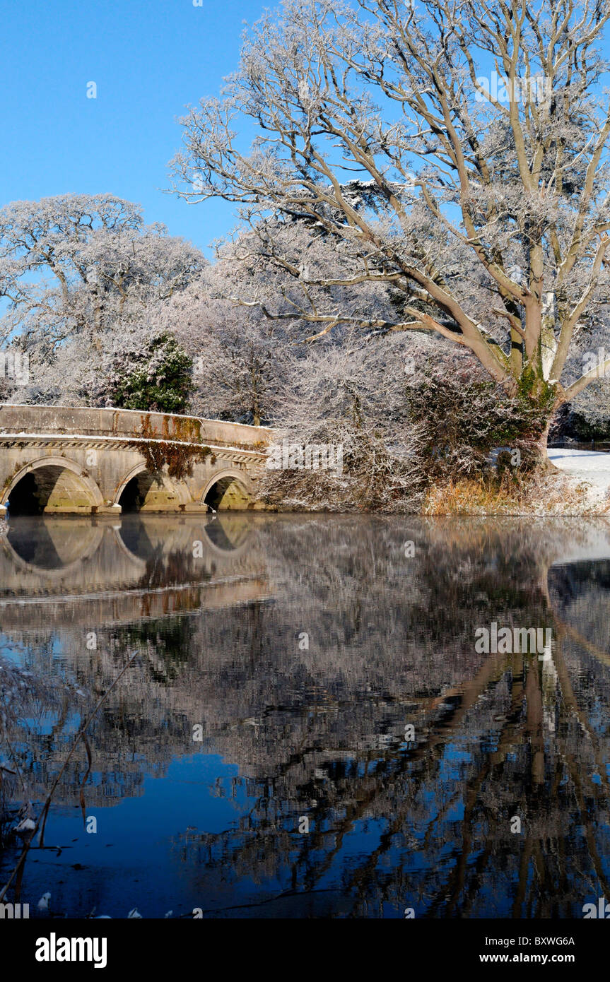 Three arch bridge lake reflect reflection carton hall estate maynooth