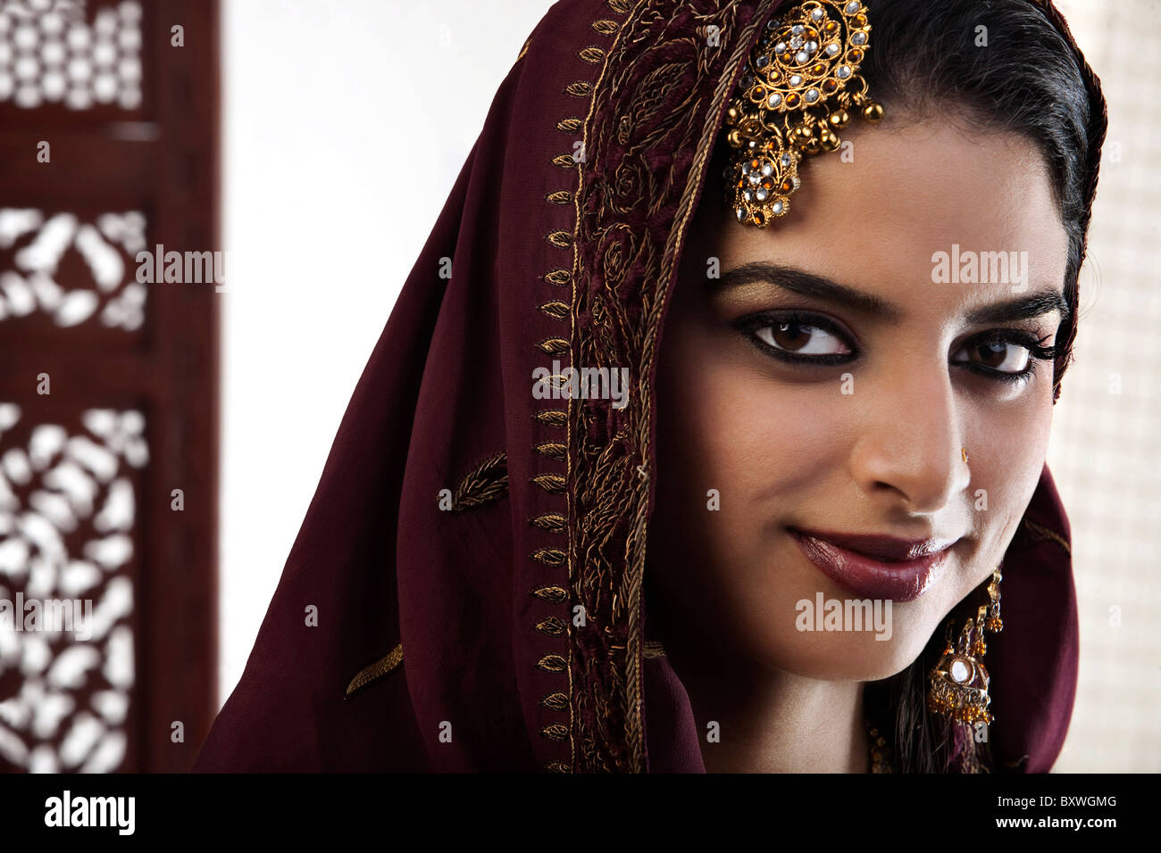 Close up picture muslim woman hi-res stock photography and images - Alamy