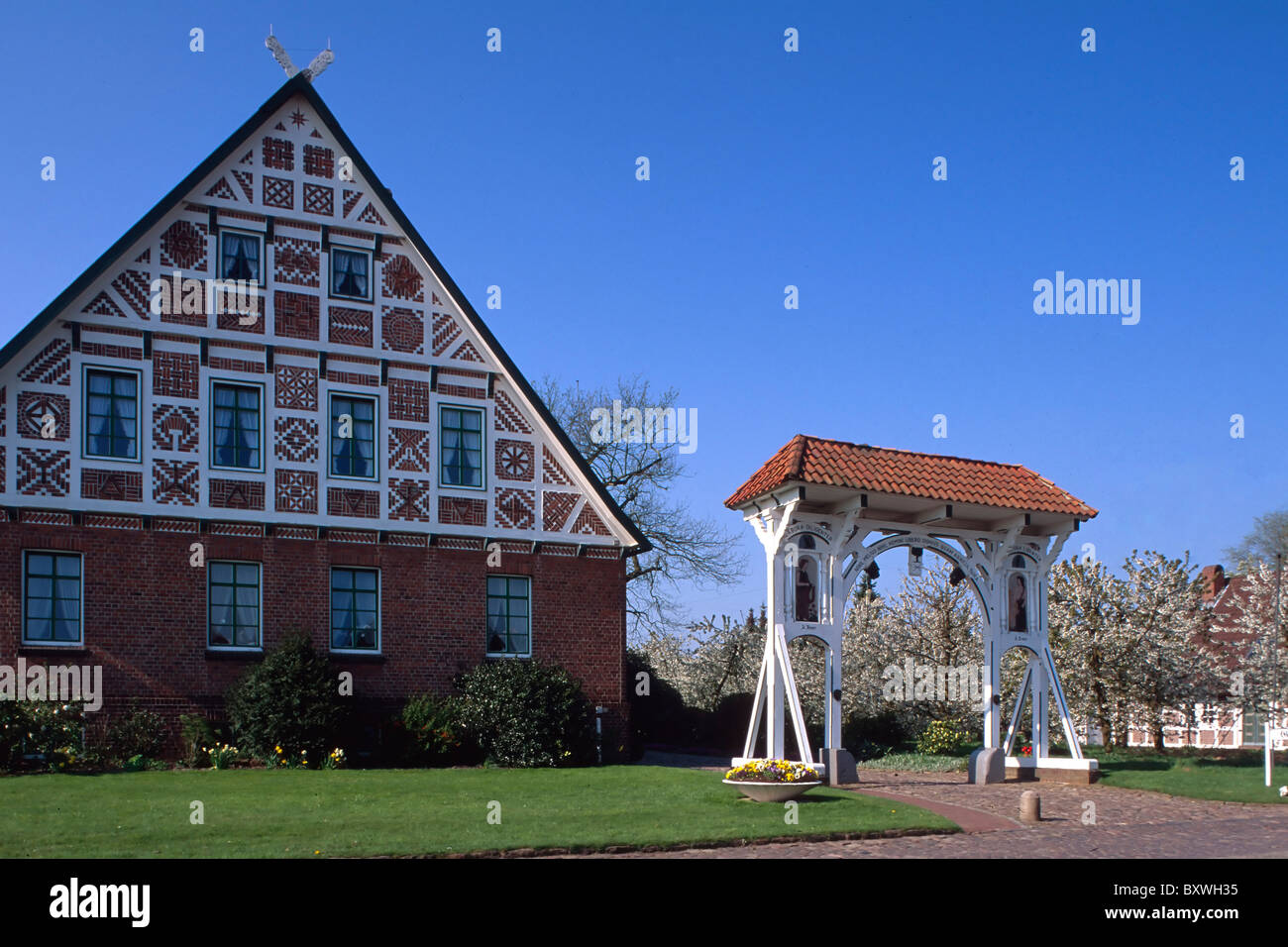 Farmhouse, Altes Land near Hamburg Stock Photo