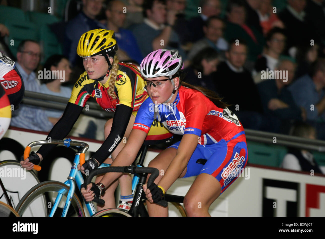 Cycle photo finish hires stock photography and images Alamy