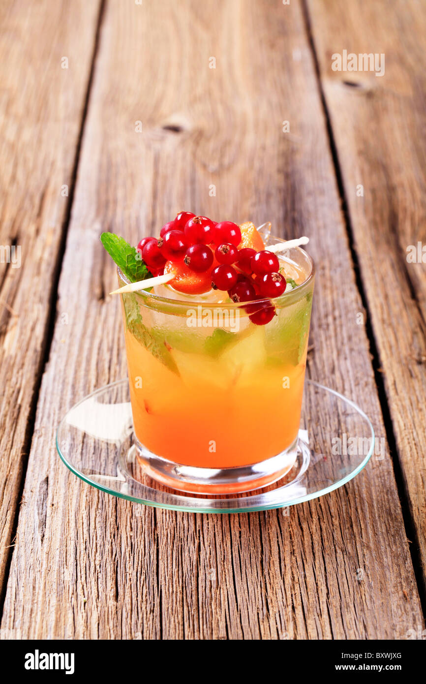 Garnished glass hi-res stock photography and images - Alamy