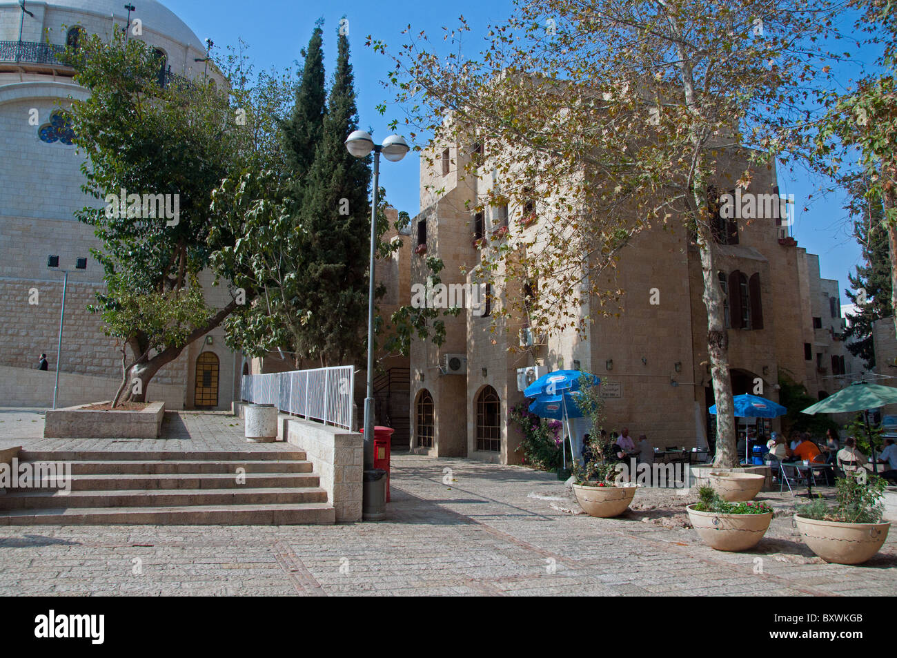 File:Interior de la sinagoga Hurva, Jerusalén, Israel, 2017 04.jpg