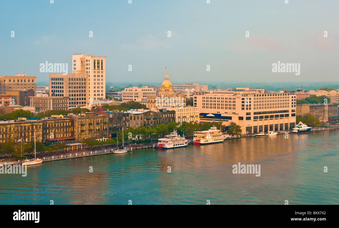 Savannah Georgia Usa Riverfront Skyline High Resolution Stock Photography And Images Alamy