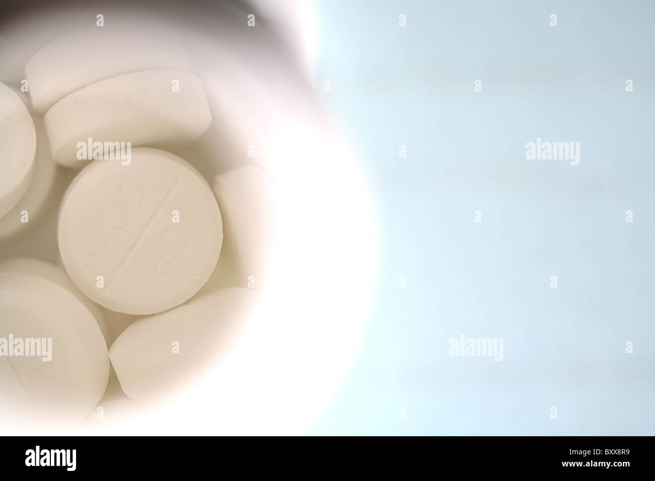 tablets in plastic bottle Stock Photo Alamy