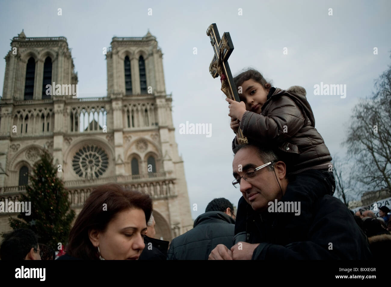 Paris, France, Coptic Christians Demonstrating at Notre Dame Cathedral, Terrorist Attacks in E-gypt, middle ages religion in politics, european religious practice, Christian ACTIVISM Stock Photo