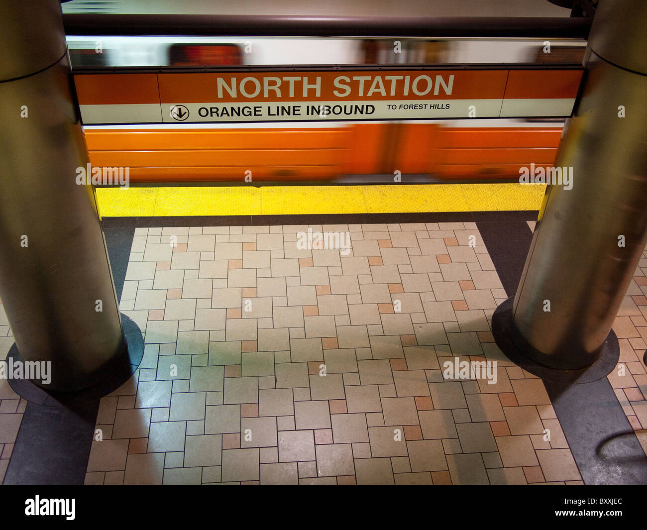 North station boston hi-res stock photography and images - Alamy