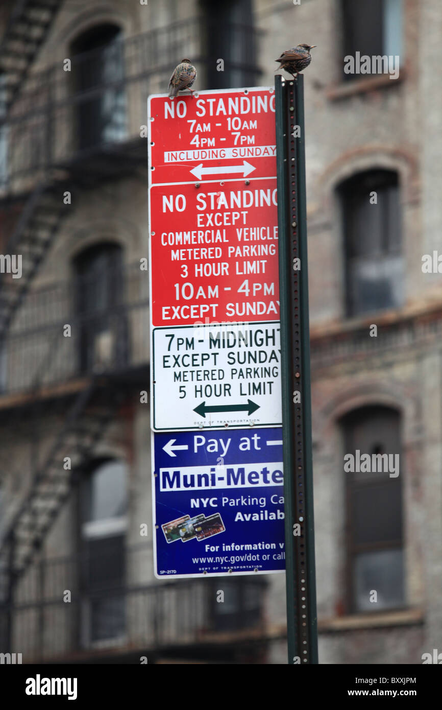 No parking no standing sign hi-res stock photography and images - Alamy