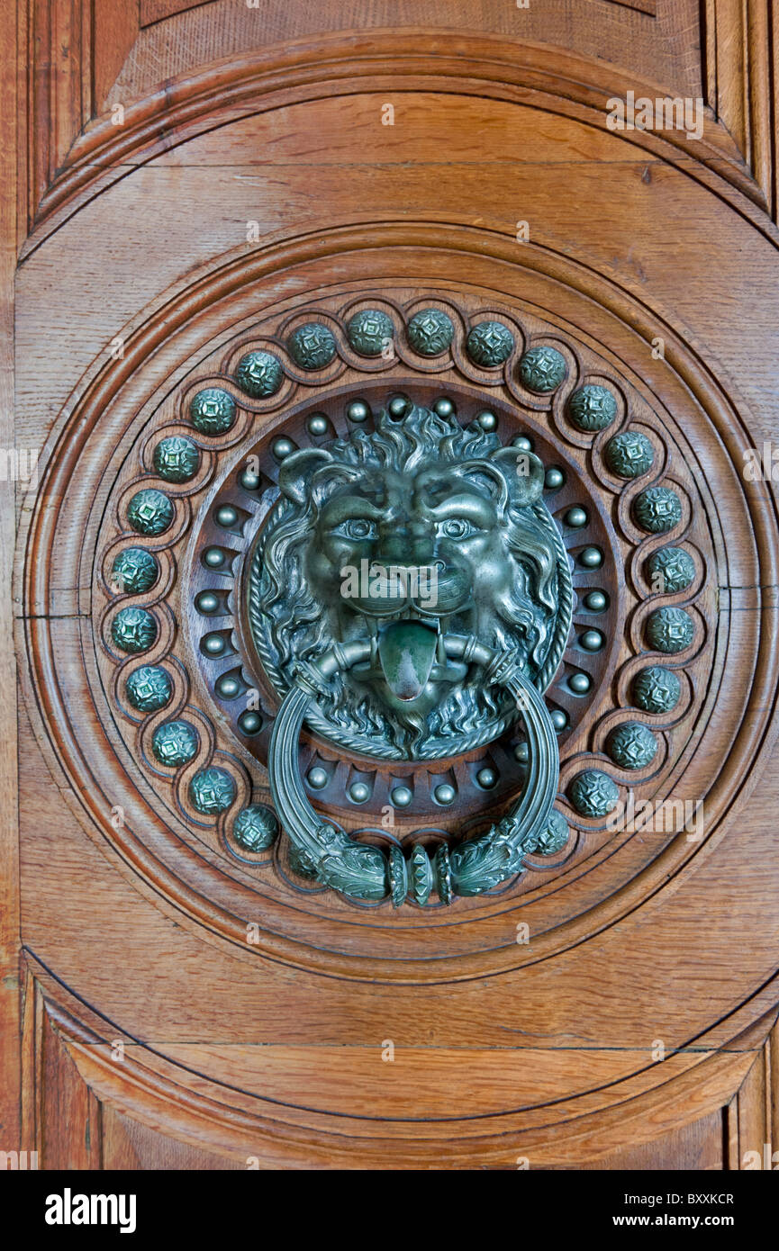 Ornate door knocker Stock Photo Alamy