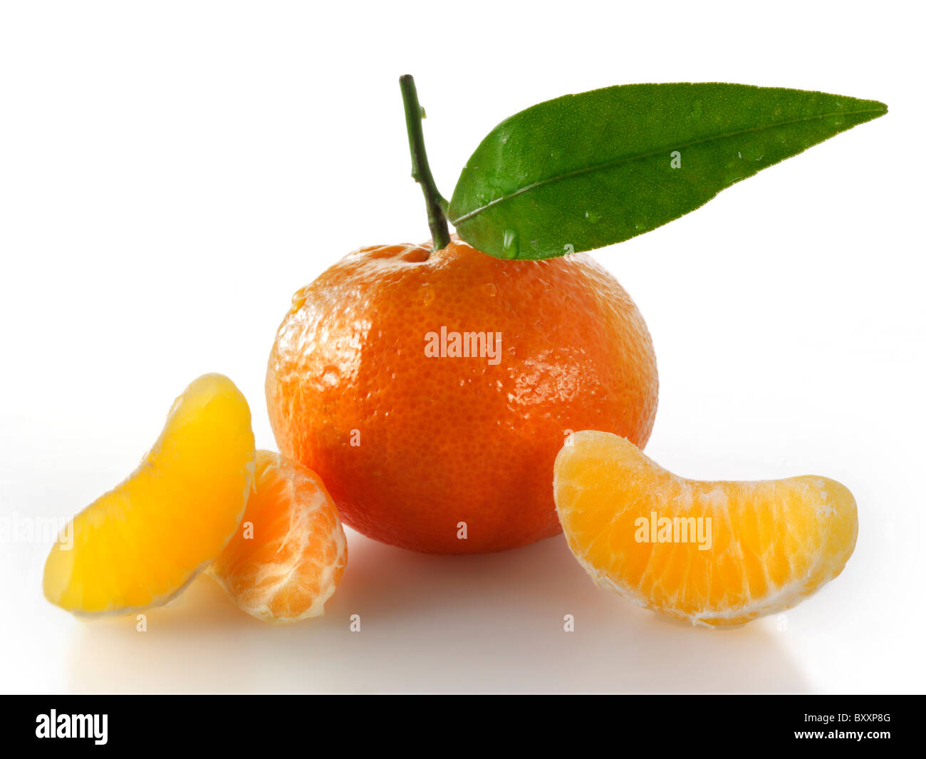 Fresh mandarins fruits with leaves Stock Photo Alamy