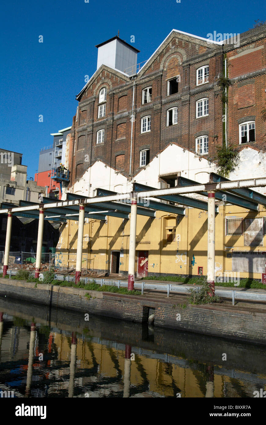 Steel frame at new marina development Ipswich UK Stock Photo Alamy