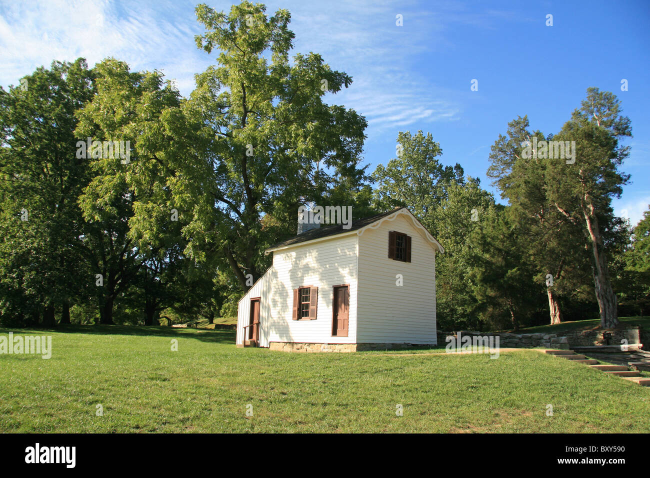 The Innis House, with the Stone Wall behind, in the Frederiskburg National Military Park, Virginia. Stock Photo