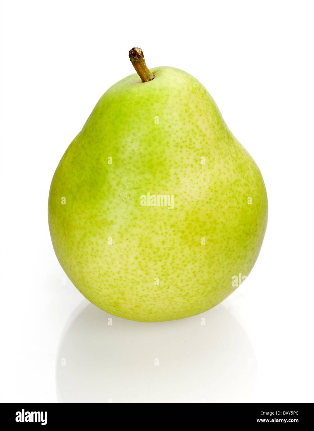 Green Pear isolated on white background with clipping path Stock Photo ...