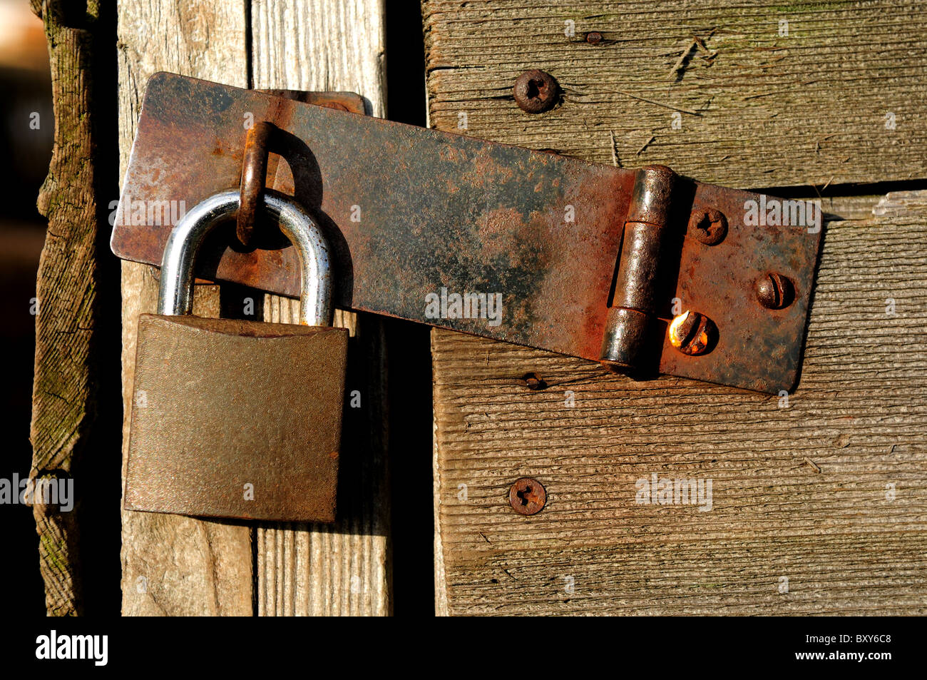 Shed Lock Stock Photos & Shed Lock Stock Images Alamy