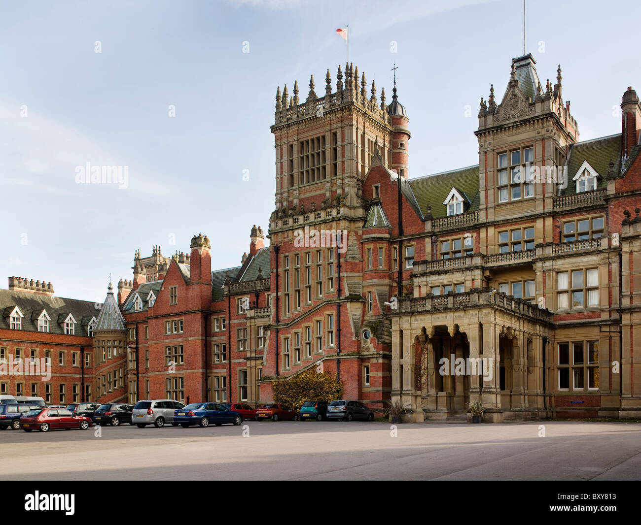 Bearwood College, Berkshire. Entrance front Stock Photo Alamy