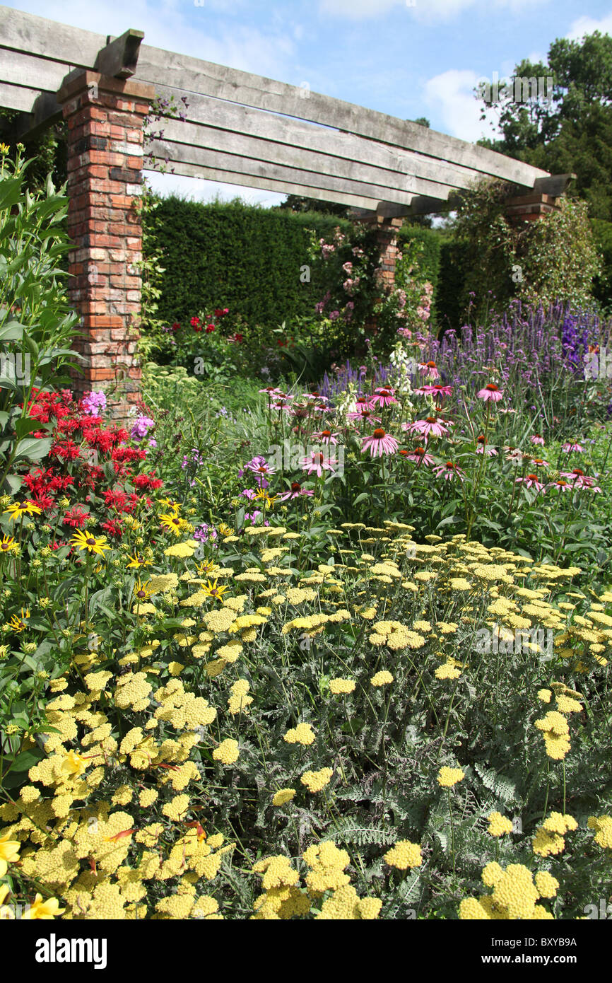 Parterres herbaceous border hi-res stock photography and images - Alamy
