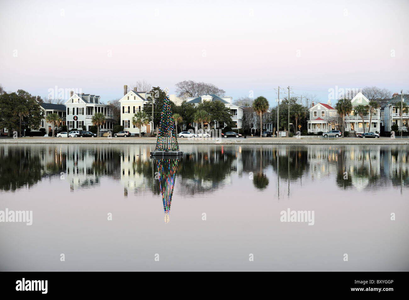 Christmas display at Colonial Lake, Charleston, SC Stock Photo Alamy